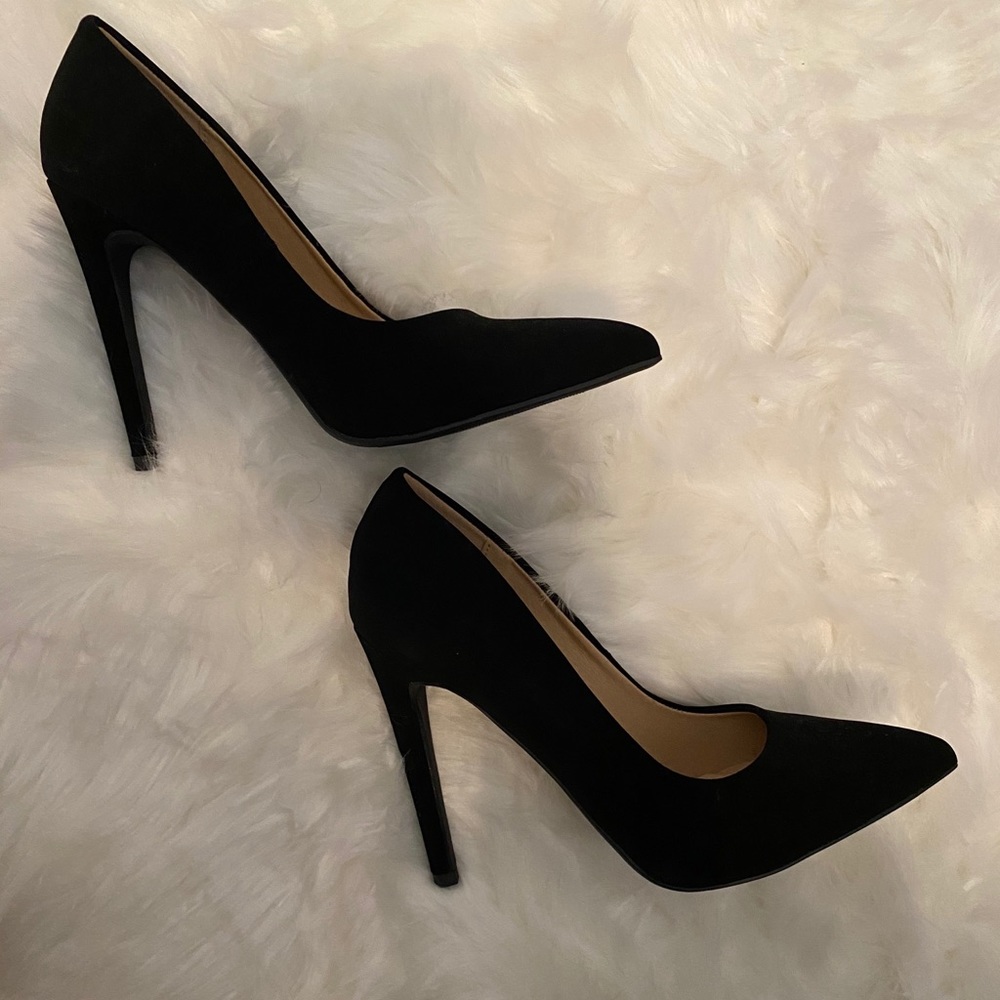 Black Pointed Toe Heels
